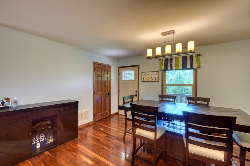 290 Butterball Boulevard, Murphy NC 28906 - Photo
