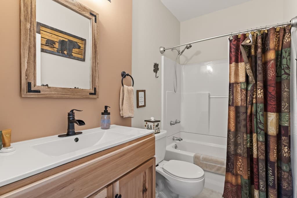 93 Deer Hunter Trail, Blue Ridge GA 30513 - Photo