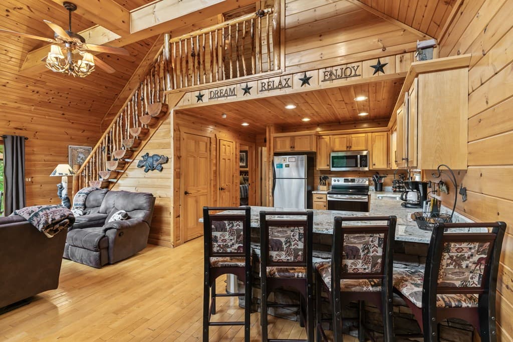 93 Deer Hunter Trail, Blue Ridge GA 30513 - Photo