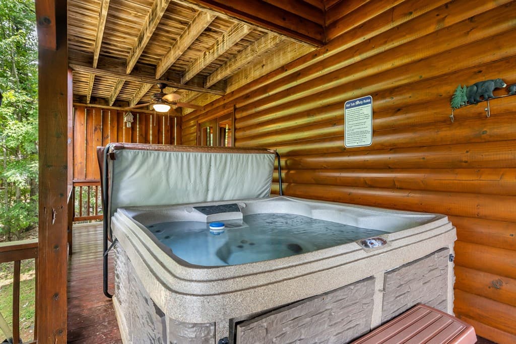 93 Deer Hunter Trail, Blue Ridge GA 30513 - Photo