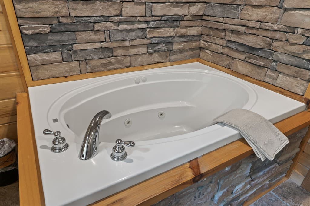93 Deer Hunter Trail, Blue Ridge GA 30513 - Photo