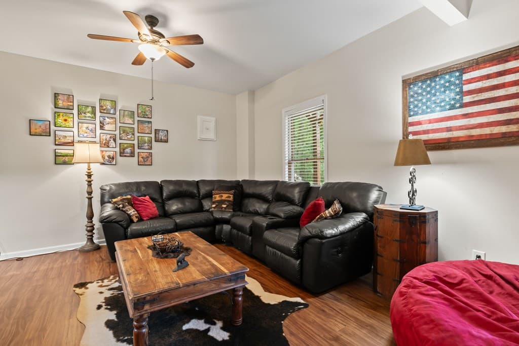 93 Deer Hunter Trail, Blue Ridge GA 30513 - Photo