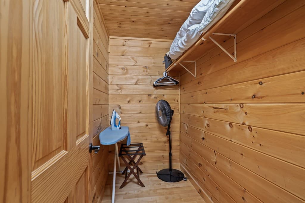 93 Deer Hunter Trail, Blue Ridge GA 30513 - Photo