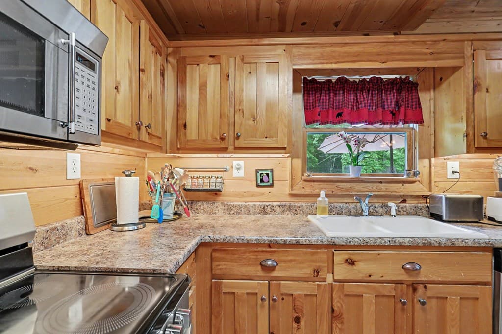 1139 Bearmeat Road, Hiawassee GA 30546 - Photo