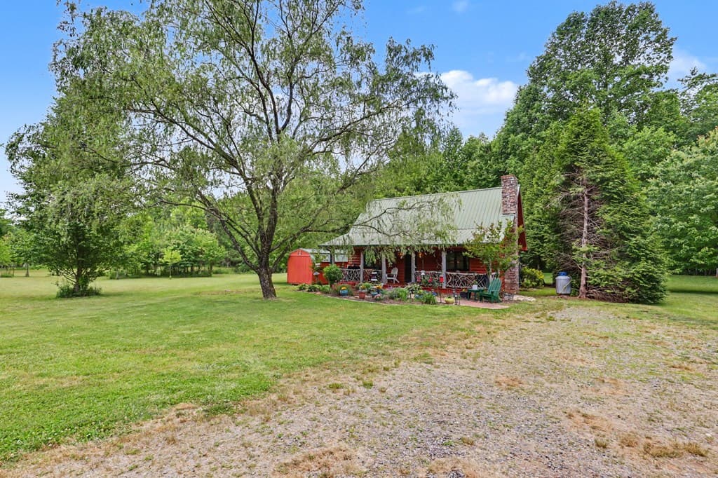 1139 Bearmeat Road, Hiawassee GA 30546 - Photo