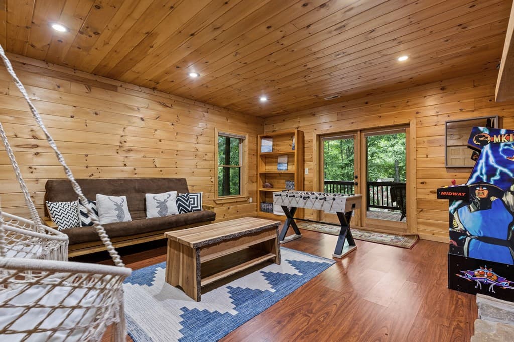 220 Solar Drive, Blue Ridge GA 30513 - Photo