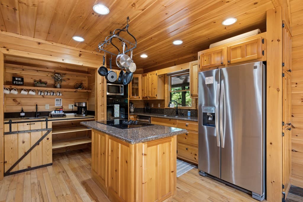220 Solar Drive, Blue Ridge GA 30513 - Photo