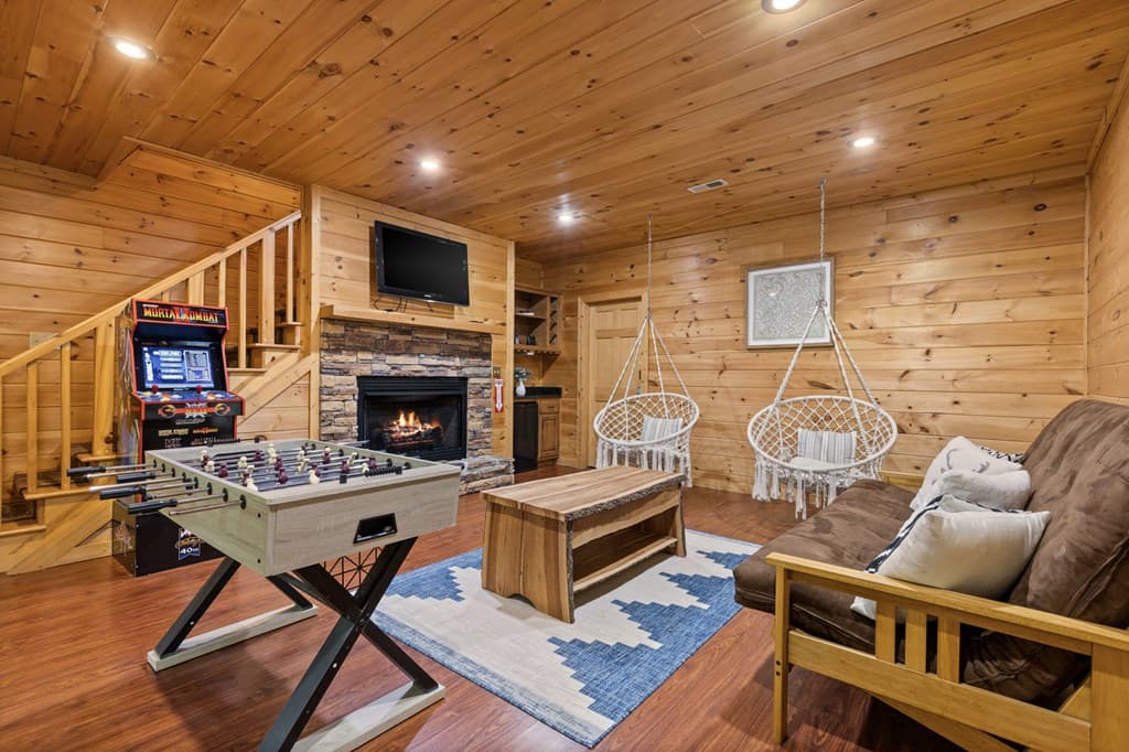 220 Solar Drive, Blue Ridge GA 30513 - Photo