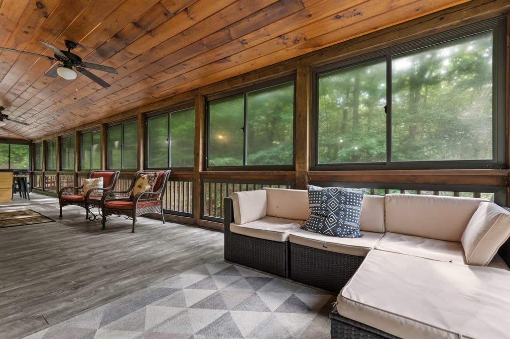 220 Solar Drive, Blue Ridge GA 30513 - Photo