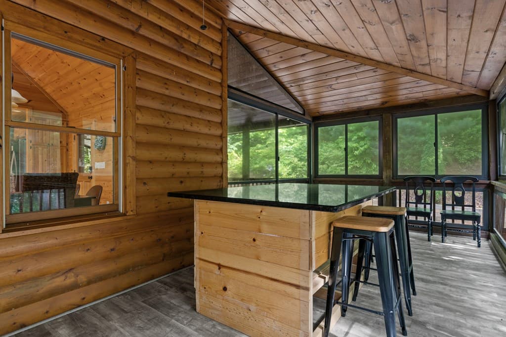220 Solar Drive, Blue Ridge GA 30513 - Photo