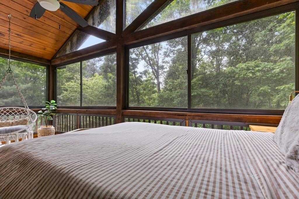 220 Solar Drive, Blue Ridge GA 30513 - Photo