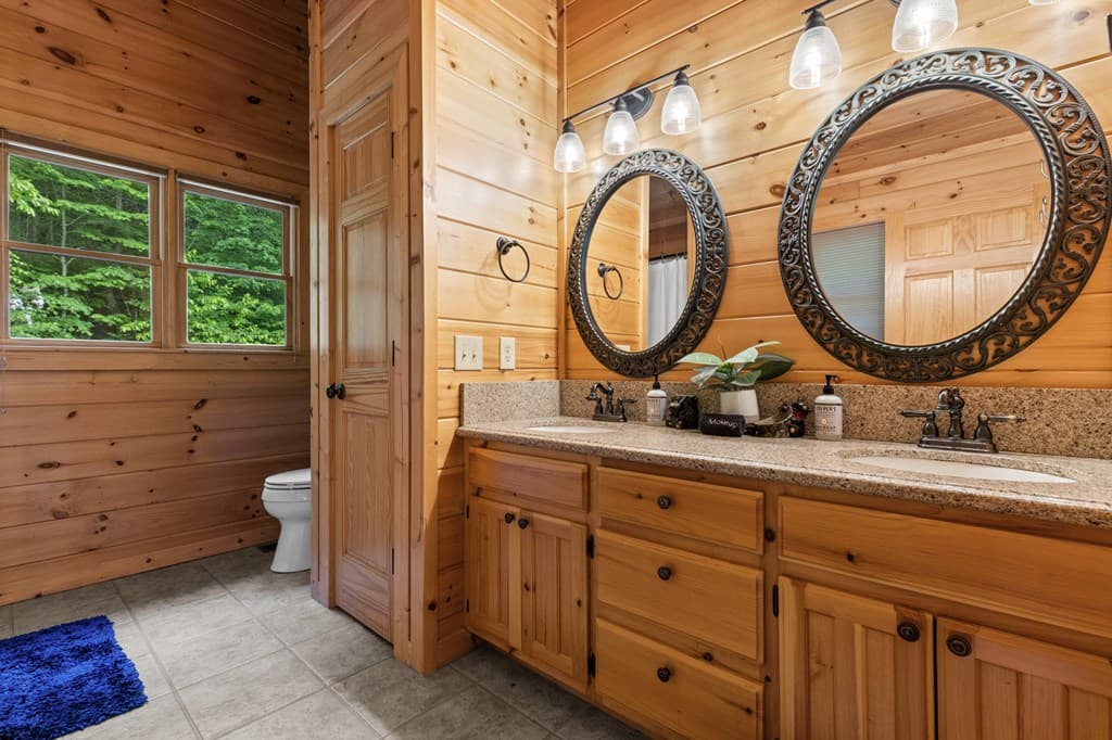 220 Solar Drive, Blue Ridge GA 30513 - Photo