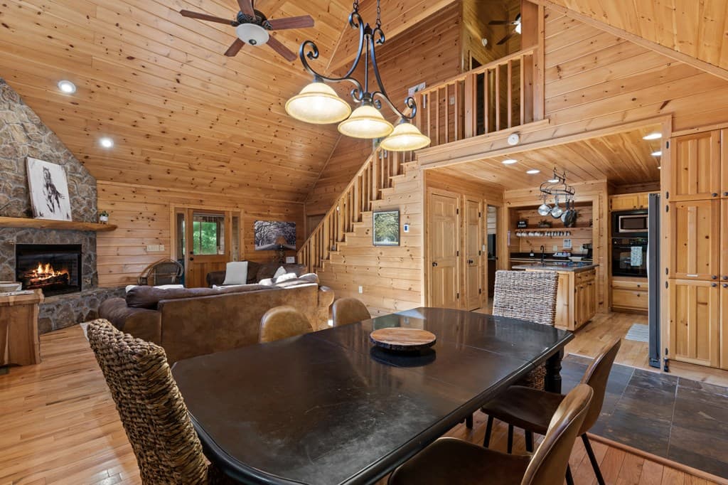 220 Solar Drive, Blue Ridge GA 30513 - Photo