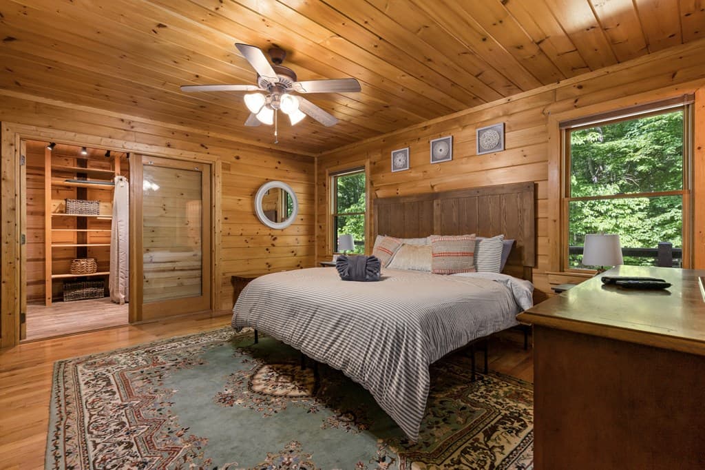 220 Solar Drive, Blue Ridge GA 30513 - Photo