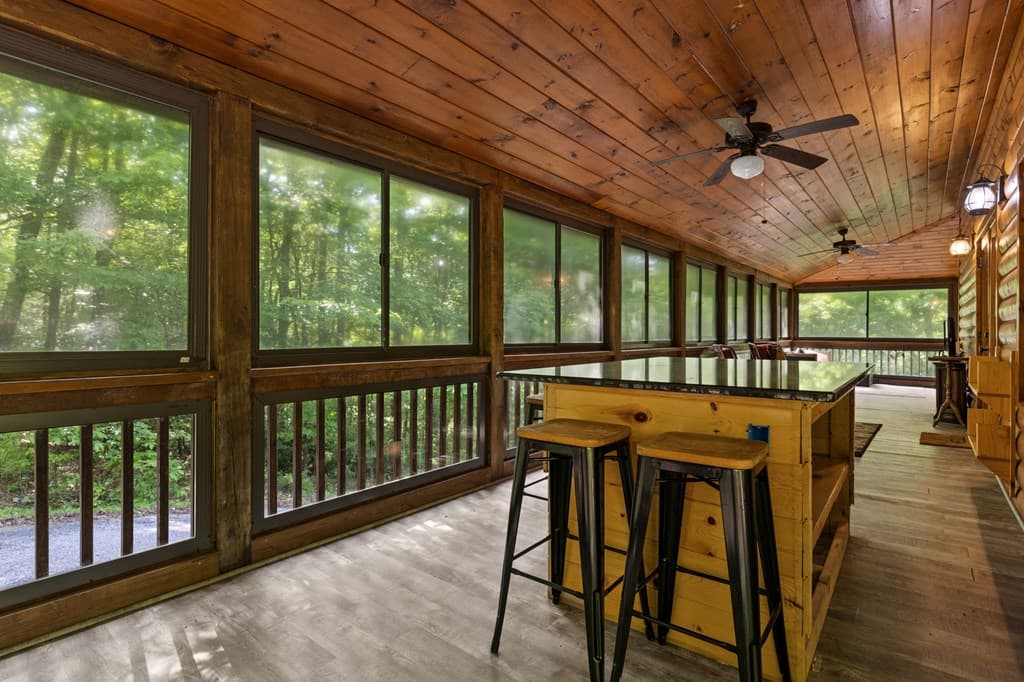 220 Solar Drive, Blue Ridge GA 30513 - Photo