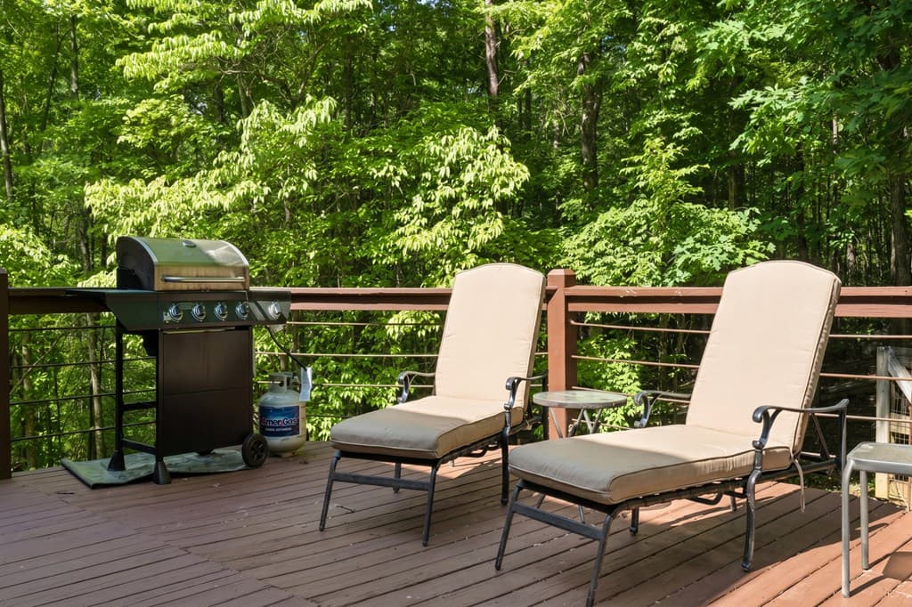 220 Solar Drive, Blue Ridge GA 30513 - Photo
