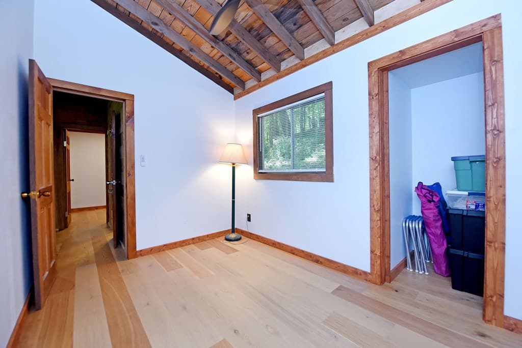 214 Sourwood Drive, Blue Ridge GA 30513 - Photo