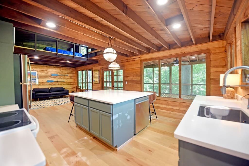 214 Sourwood Drive, Blue Ridge GA 30513 - Photo