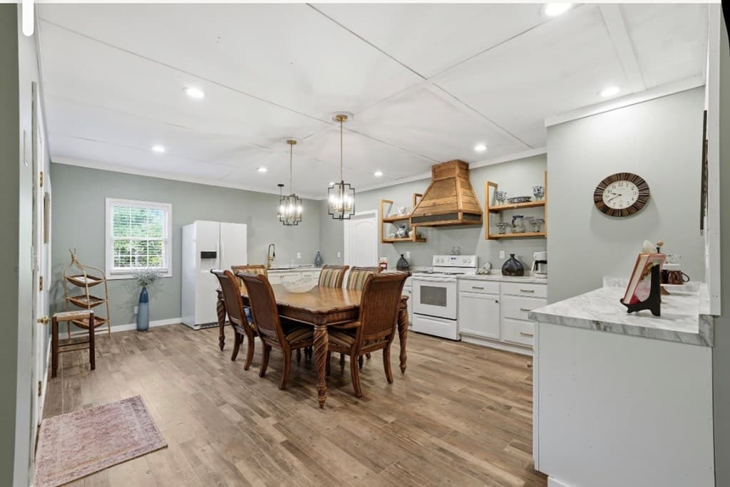 178 Windy Valley Lane, Blue Ridge GA 30513 - Photo