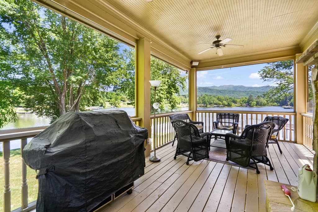 234 Shores Drive, Hayesville NC 28904 - Photo
