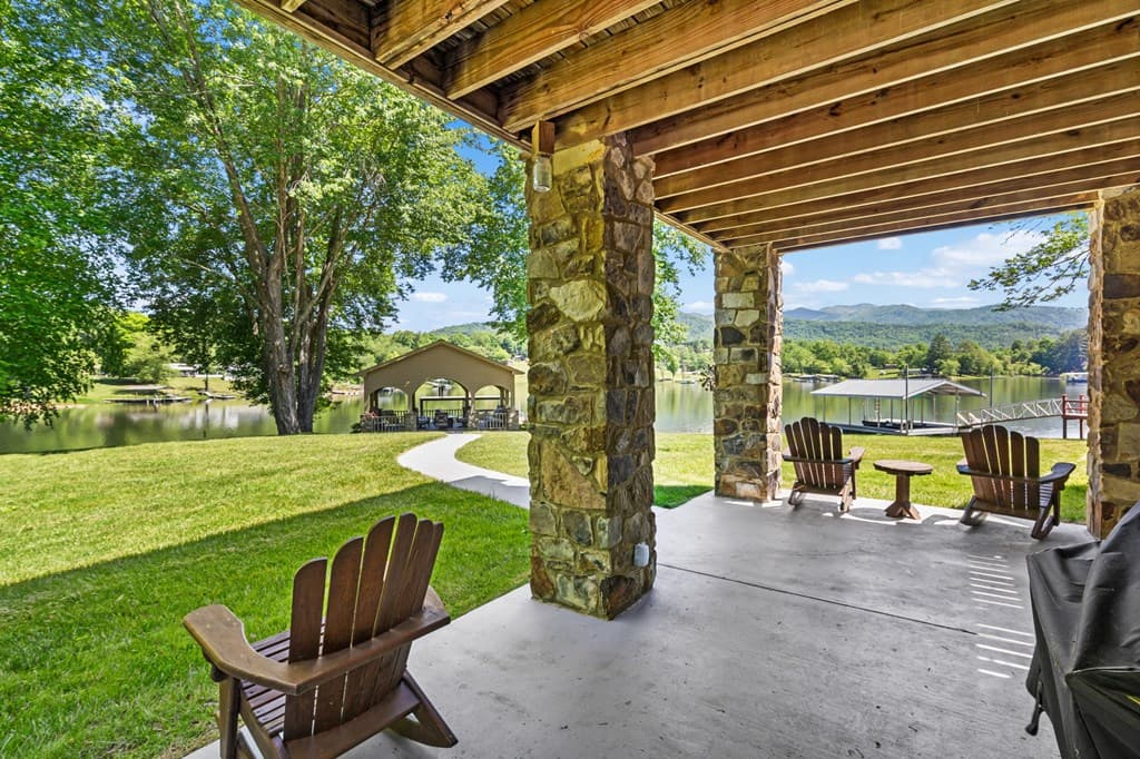 234 Shores Drive, Hayesville NC 28904 - Photo
