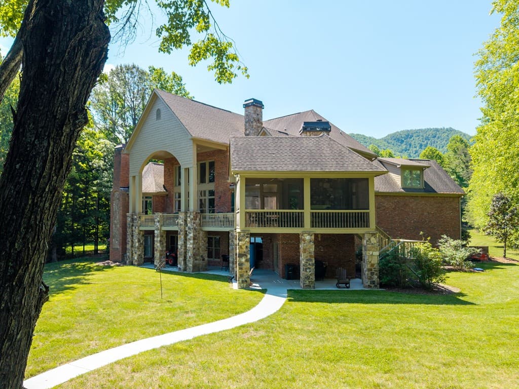 234 Shores Drive, Hayesville NC 28904 - Photo