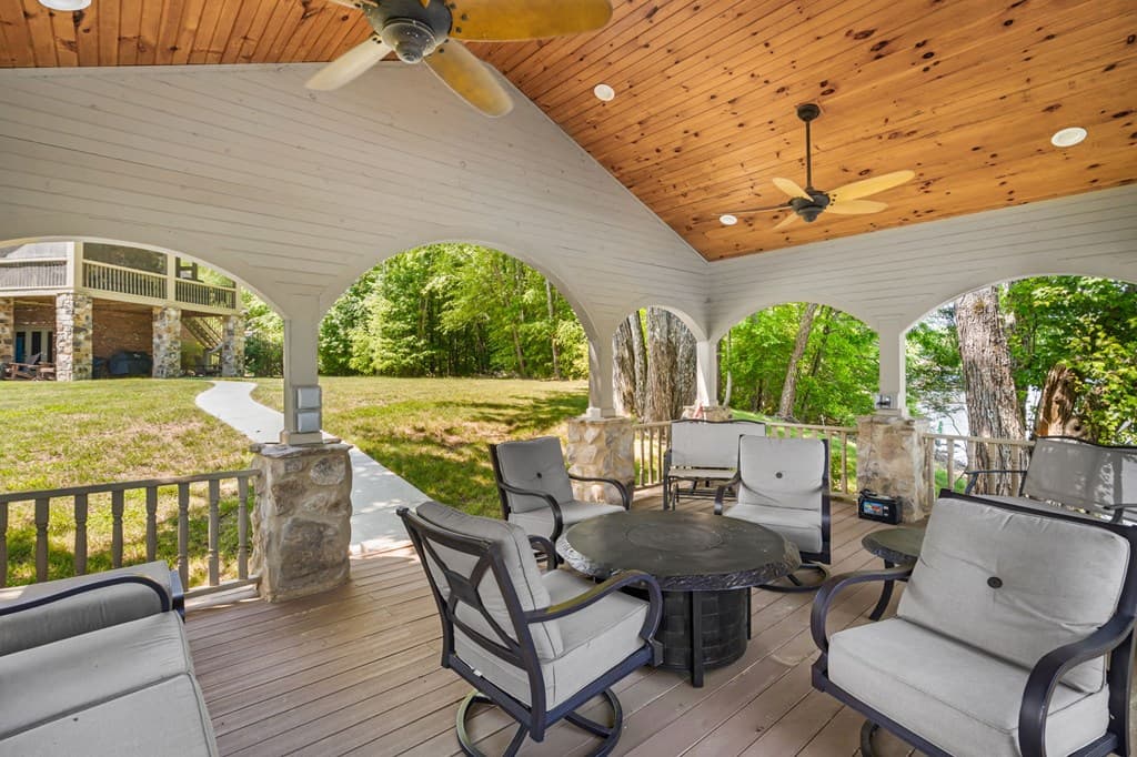 234 Shores Drive, Hayesville NC 28904 - Photo
