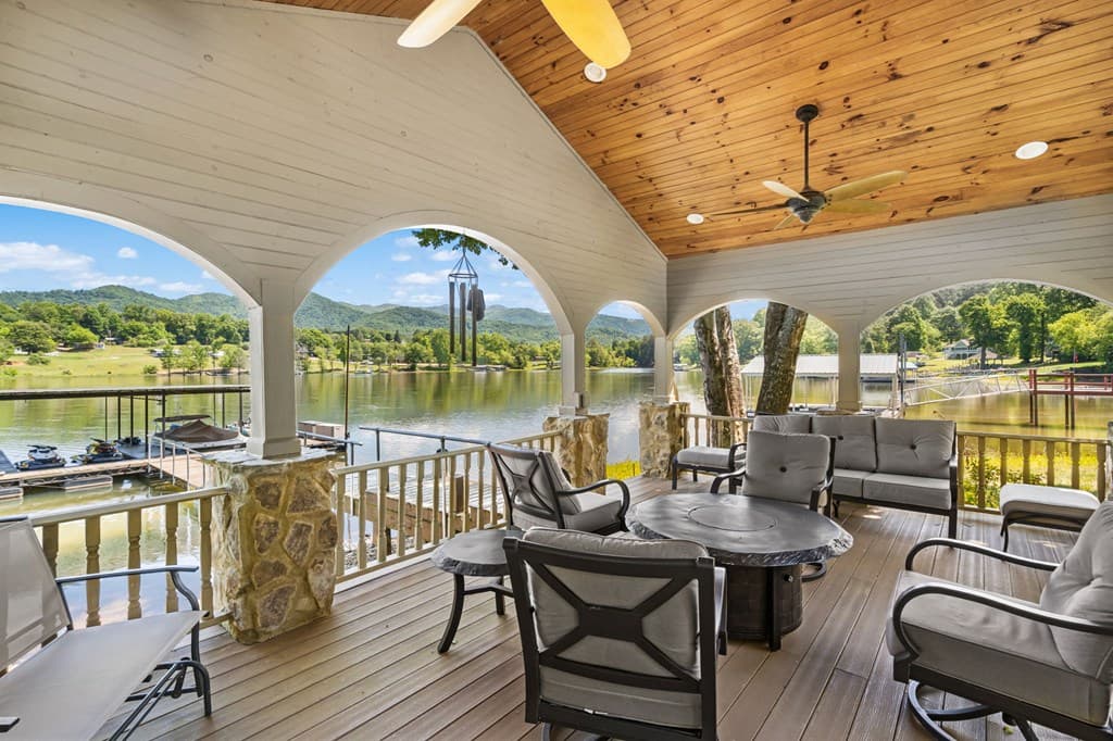 234 Shores Drive, Hayesville NC 28904 - Photo