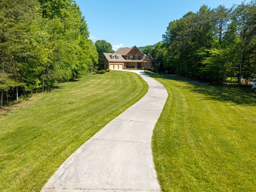 234 Shores Drive, Hayesville NC 28904 - Photo