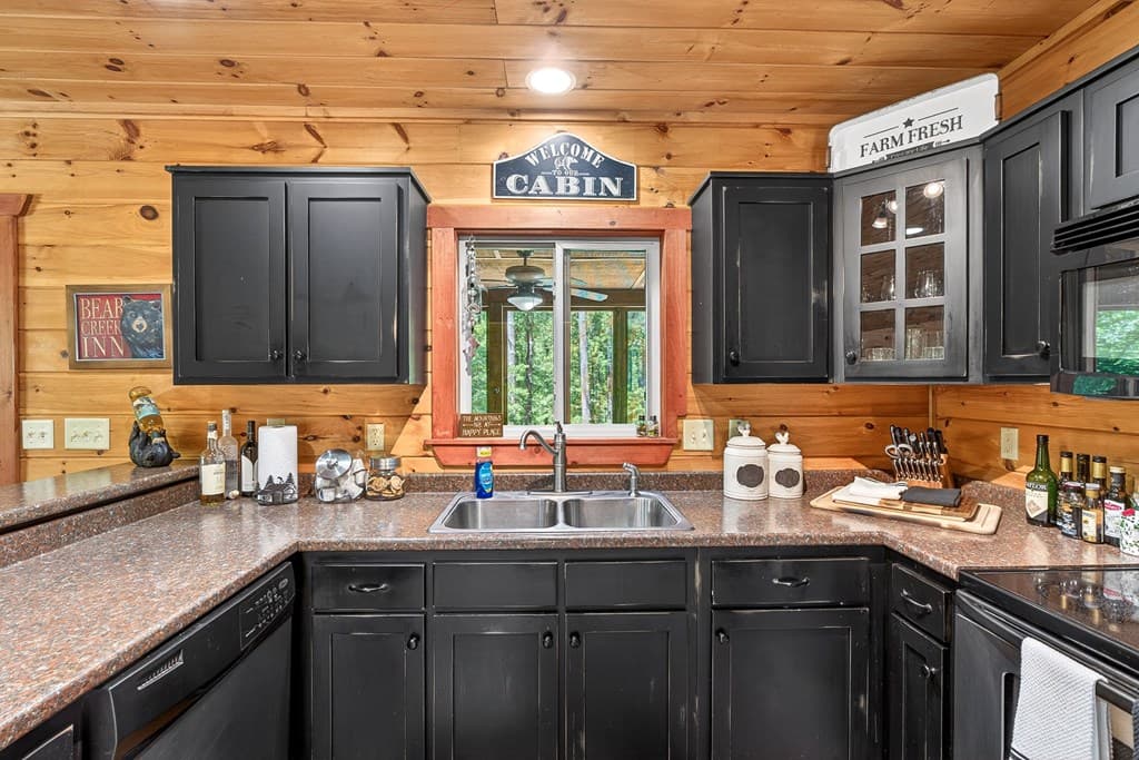 239 Reindeer Lane, Talking Rock GA 30175 - Photo