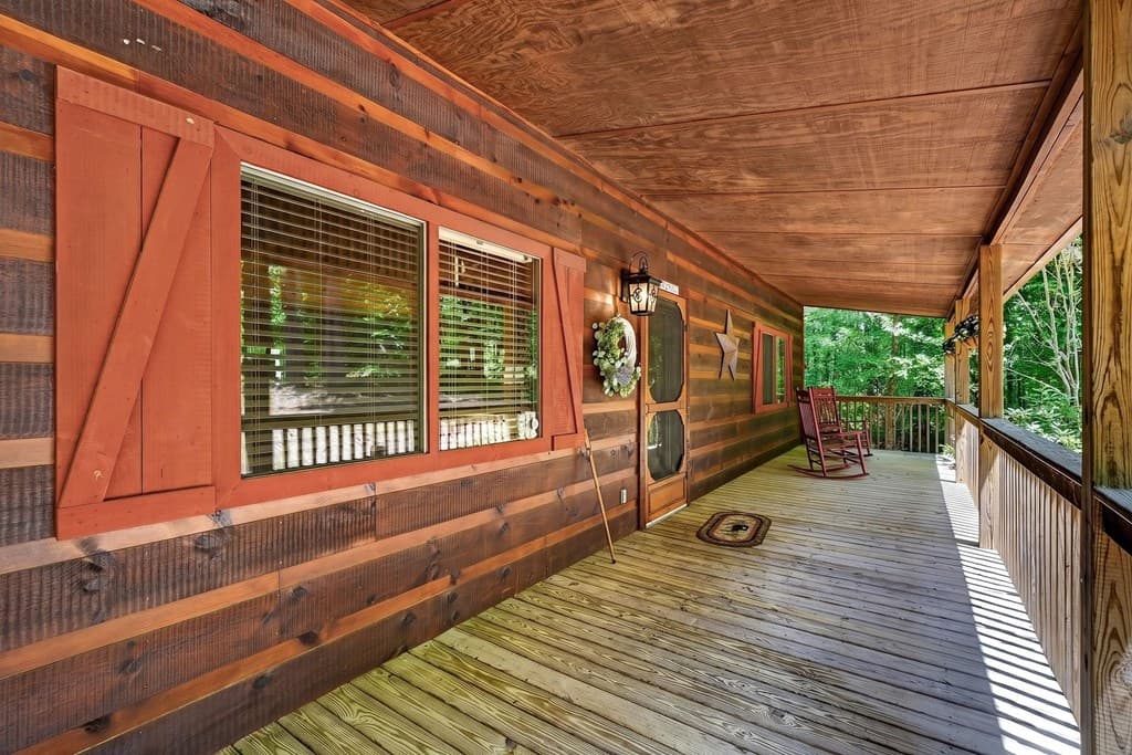 239 Reindeer Lane, Talking Rock GA 30175 - Photo