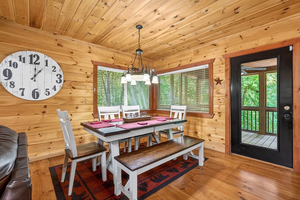 239 Reindeer Lane, Talking Rock GA 30175 - Photo