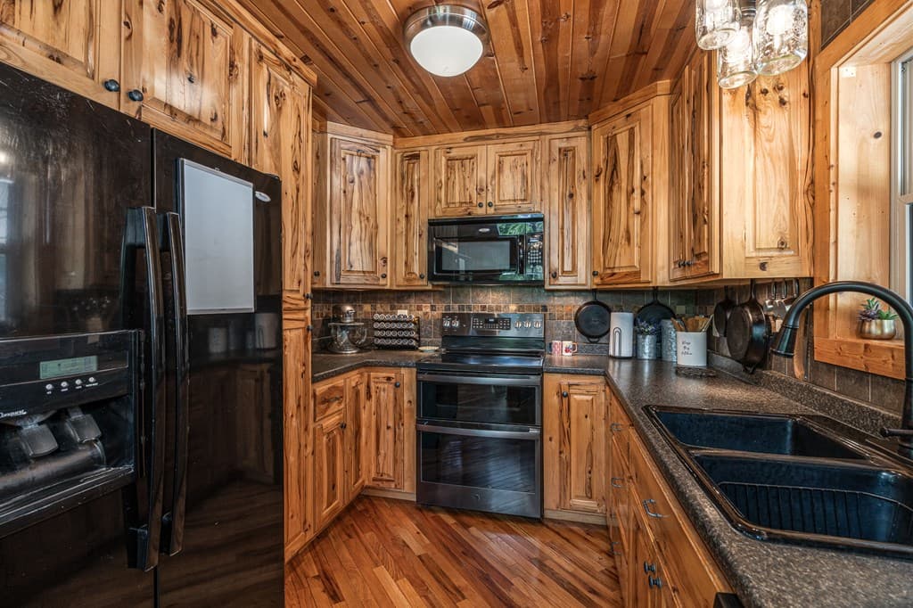 1064 Pinedale Lane, Andrews NC 28901 - Photo