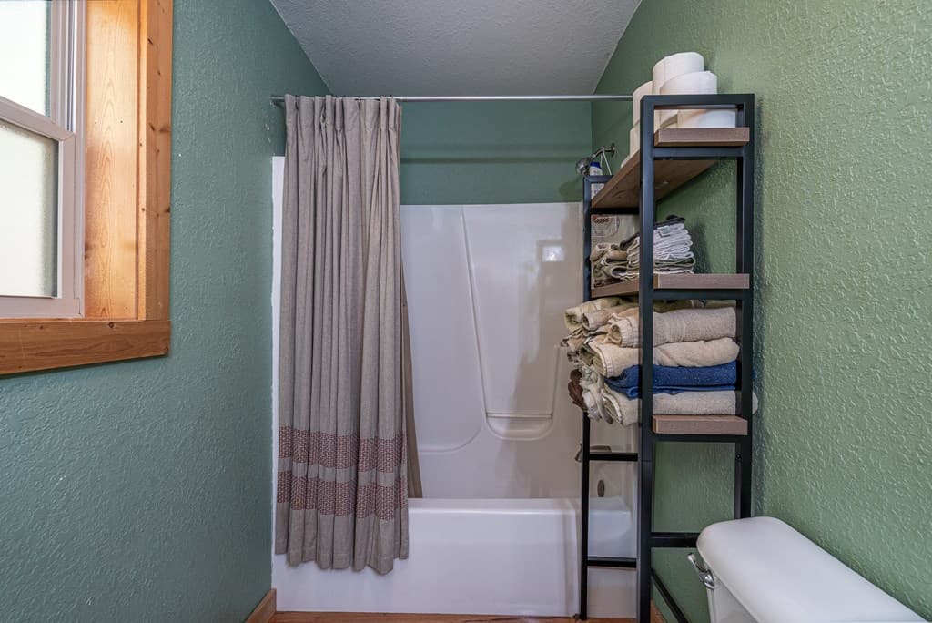 1064 Pinedale Lane, Andrews NC 28901 - Photo