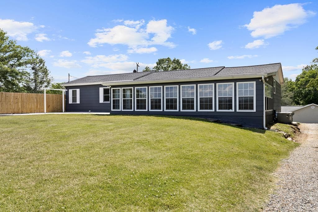 111 Briggs Street, Mccaysville GA 30555 - Photo