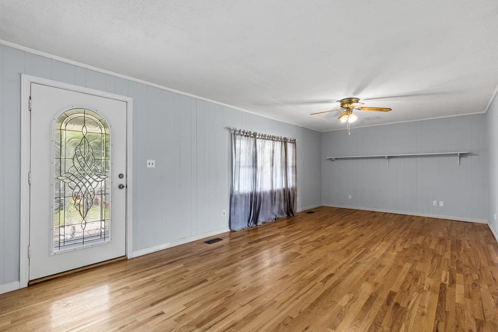 111 Briggs Street, Mccaysville GA 30555 - Photo