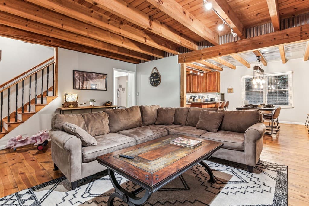 889 Granny Branch, Blue Ridge GA 30513 - Photo