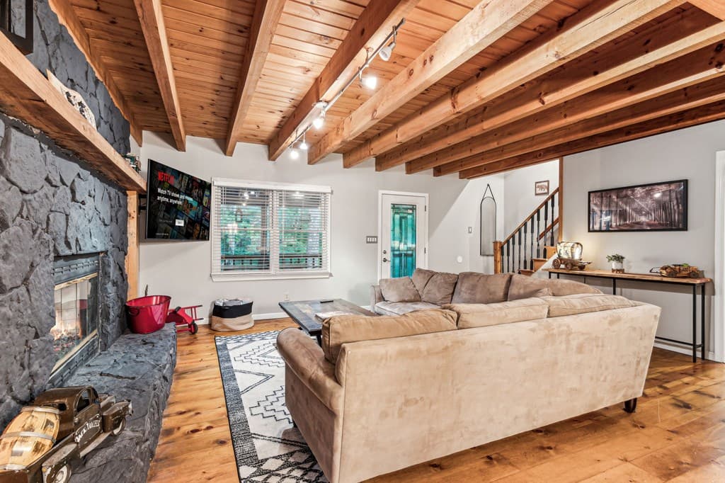 889 Granny Branch, Blue Ridge GA 30513 - Photo