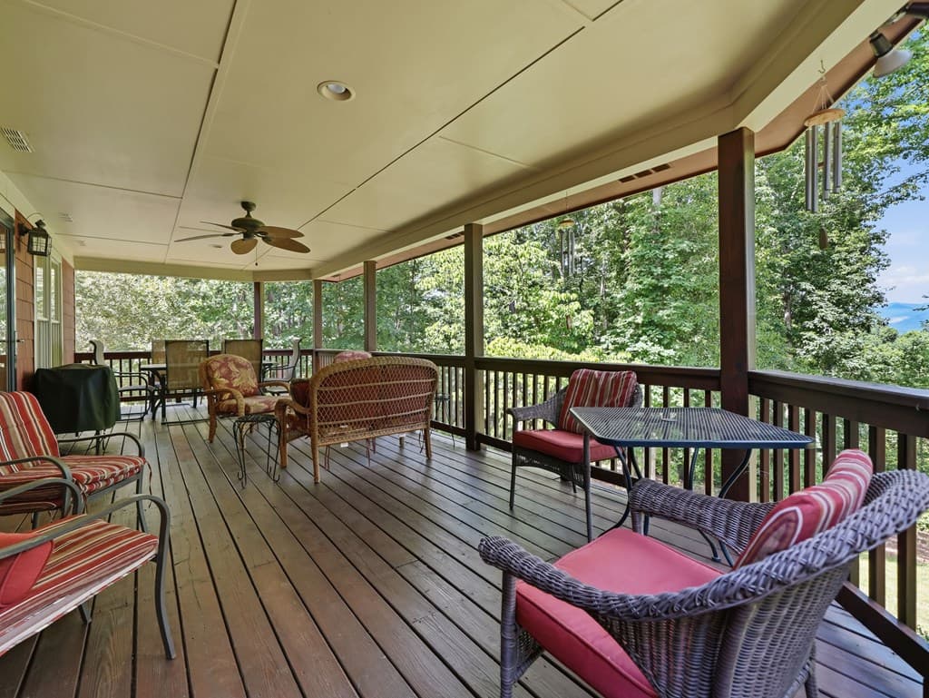 1110 Chatsworth Hwy, Ellijay GA 30540 - Photo
