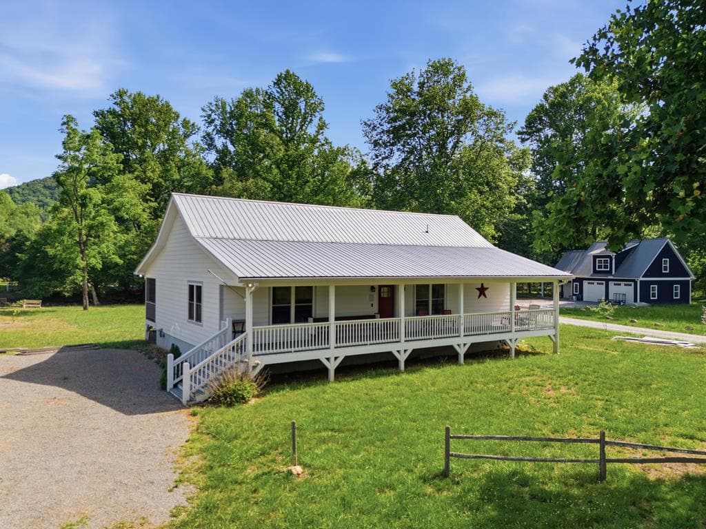 87 Laughing Waters Lane, Hayesville NC 28904 - Photo