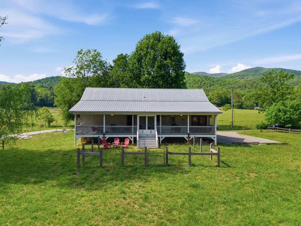 87 Laughing Waters Lane, Hayesville NC 28904 - Photo