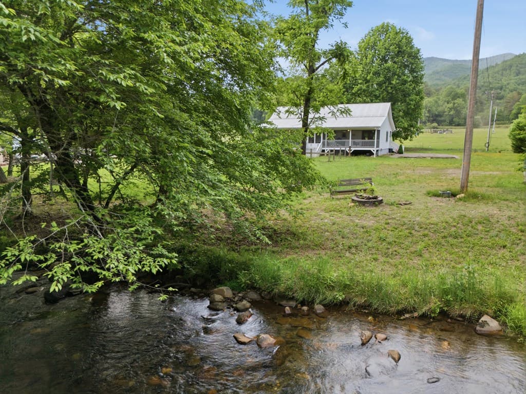 87 Laughing Waters Lane, Hayesville NC 28904 - Photo