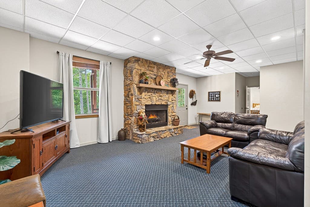 285 Julep Circle, Ellijay GA 30540 - Photo