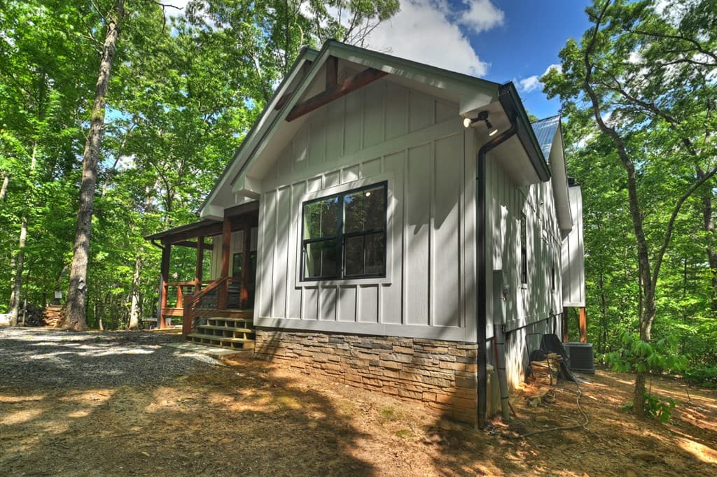 285 Pine Terrace Circle, Blue Ridge GA 30513 - Photo