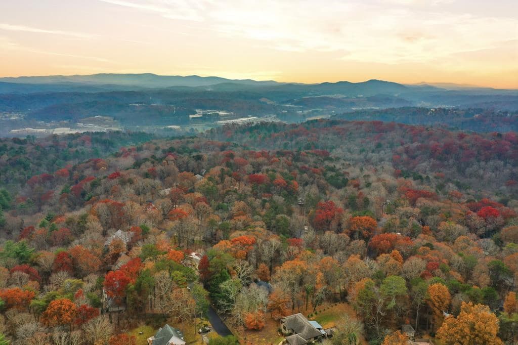 300 Westwoods Drive, Ellijay GA 30540 - Photo