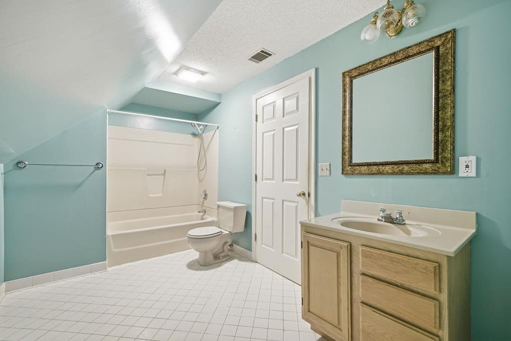 300 Westwoods Drive, Ellijay GA 30540 - Photo