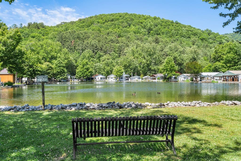 4179 Riverbank Run, Hiawassee GA 30546 - Photo