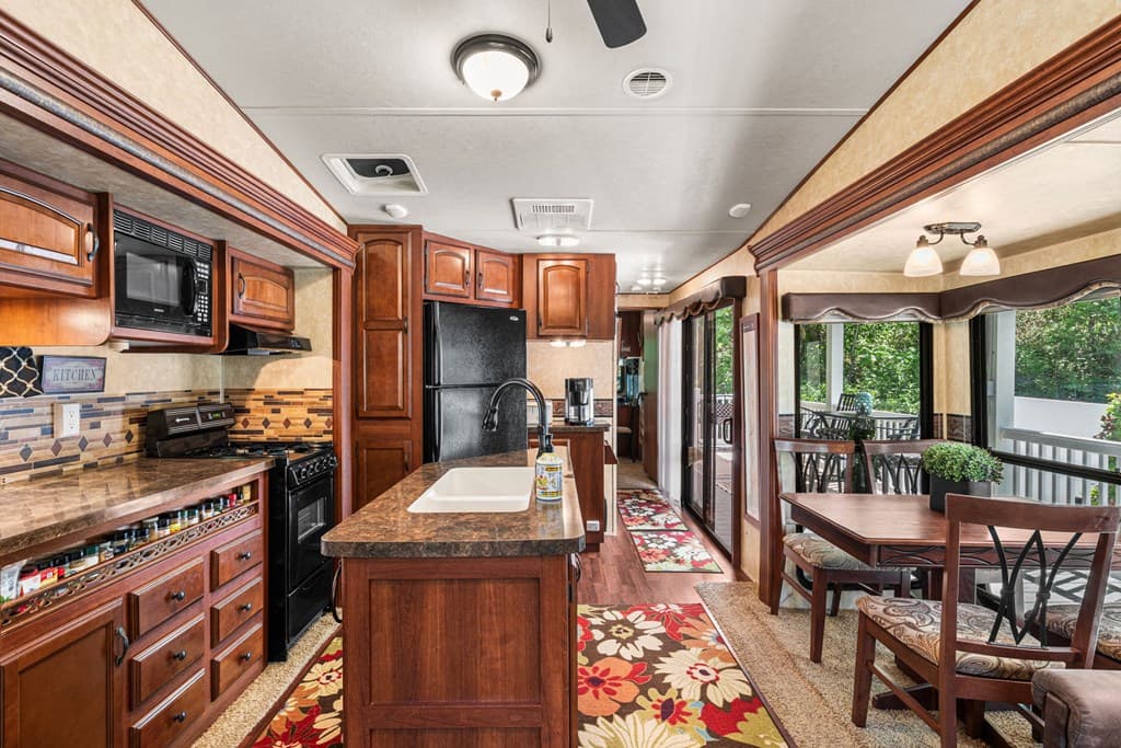 4179 Riverbank Run, Hiawassee GA 30546 - Photo