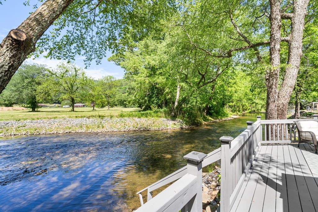 4179 Riverbank Run, Hiawassee GA 30546 - Photo