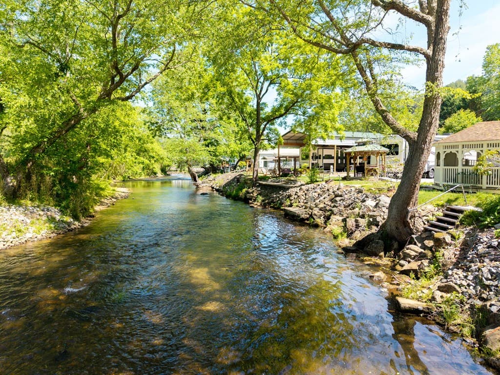 4179 Riverbank Run, Hiawassee GA 30546 - Photo
